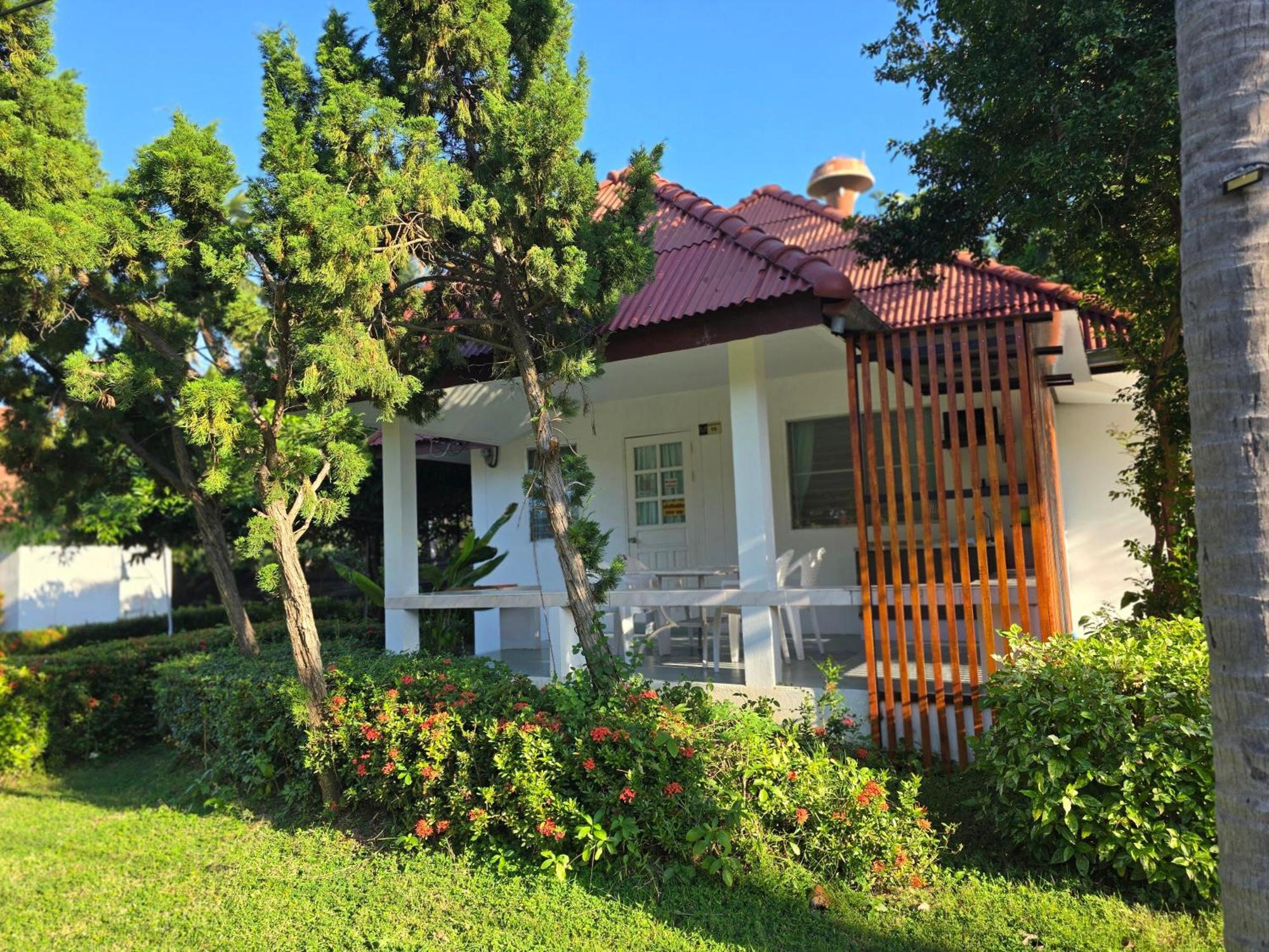 Baan Golden Resort & Residences Sam Roi Yot Extérieur photo